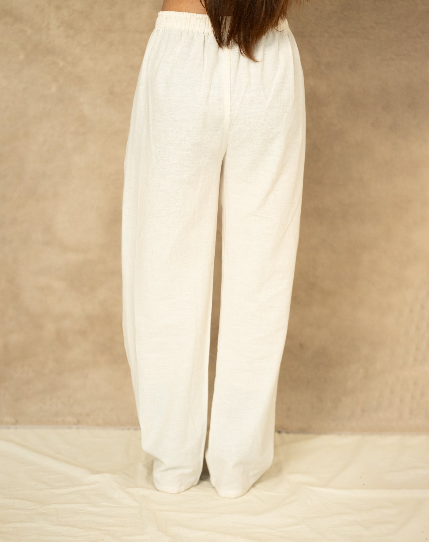 Alba Pant
